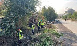 Hatay’da 66 kilometrelik yağmur suyu ve ızgara temizliğinden toplamda 53 kamyon katı atık çıktı