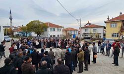 Hisarcık'ta 36 kişilik umre kafilesi kutsal topraklara uğurlandı