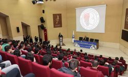 KAYSO Başkanı Büyüksimitci, ERÜ öğrencileri ile buluştu