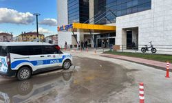 Kocaeli'de polise bıçakla direnen şüpheli silahla vurularak yakalandı