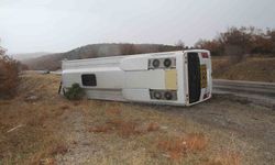 Konya'da öğrenci servisi devrildi: 31 yaralı