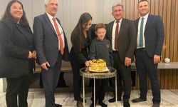 Menteşe'de öğretmenlere 'çifte kutlama' sürprizi