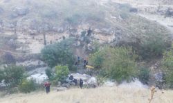 Siirt'te araç uçuruma yuvarlandı, ölü ve yaralıya bir gün sonra ulaşıldı