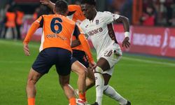 Trendyol Süper Lig: RAMS Başakşehir: 2 - Trabzonspor: 1 (İlk yarı)