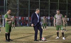 Mersin Büyükşehir Belediyesinin birimler arası futbol turnuvasına start verildi