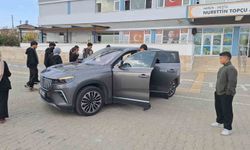 Öğrenciler TOGG'u yakından tanıdı