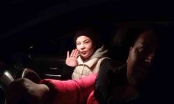 Mersin'de araçlarıyla karlı yolda mahsur kalan çift kurtarıldı