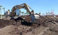 Mersin'de yağıştan etkilenen bölgelerde onarım çalışması sürüyor