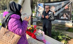 Özgecan Aslan ölümünün 11'inci yılında mezarı başında dualarla anıldı