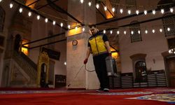 Balıkesir'de cami ve mezarlıklar bayram öncesi temizlendi