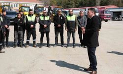 Başkan Dökmeci'den yüzleri güldüren bayram ikramiyesi