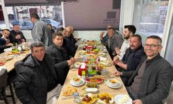 Çavdarhisar'da kaymakam, muhtarlar ve protokol üyeleri iftarda bir araya geldi