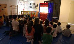 Didim Belediyesi minikleri Hacivat ve Karagöz ile buluşturdu