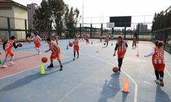 Geleceğin basketbolcuları Akdeniz'de yetişiyor