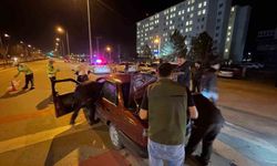 Karaman'da 43 sürücünün ehliyetine el koyulurken, 99 araç trafikten men edildi