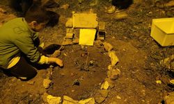 Nusaybin'de çocuklardan telef olan kediye anlamlı veda