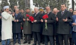 Vali Gül: 'İmkansızlıklar içinde yazdığınız destan tarihin akışını değiştirdiği kahramanlık abidesidir'