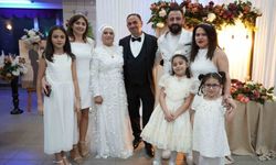 42 yıllık evlilik yeniden taçlandı