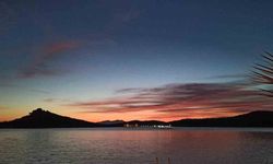 Ayvalık sahilinde gün batımı böyle görüntülendi