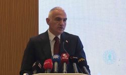 Bakan Ersoy: 'Turizm sahasında gelirlerimizi 2017 yılına kıyasla yüzde 109 artırdık'