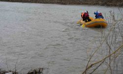 Bayburt Üniversiteler Arası Rafting Şampiyonası nehir inişi yarışıyla tamamlandı