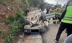 Belen'de otomobil takla attı: 2 yaralı