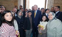 Cumhurbaşkanı Erdoğan: 'Türkiye Cumhuriyeti Devleti sıradan bir devlet değildir. Hiçbir güç Türkiye ve Türkiye Cumhurbaşkanı'na parmak sallayamaz'