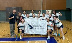 Düzce Üniversitesi salon futbolu kadın takımı 2. Oldu