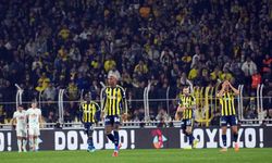 Fenerbahçe, derbiye puan kaybıyla gidiyor
