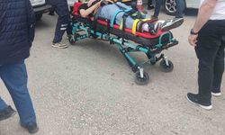 Kastamonu'da motosiklet otomobile çarptı: 1 yaralı