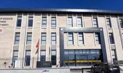 Muğla'da kurusıkı tabancayla tehditte bulunduğu iddiasıyla 18 yaşındaki şüpheli tutuklandı