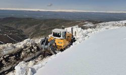 Muş'ta nisan ortasında karla mücadele sürüyor