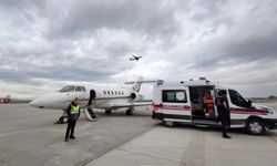 Van'da 2 günlük bebek için ambulans uçak havalandı