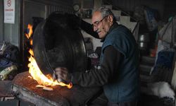 Yarım asırdan fazla süredir bakıra hayat veriyor: 73 yaşında mesleğini aşkla yapıyor