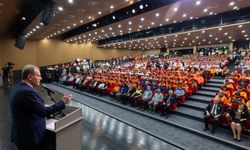 Seçer’den Belediye Çalışanlarına:“Tarihe Not Düşüyorsunuz”