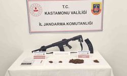 Araçta binlerce sentetik ecza hapla yakalanan sanıklardan biri tahliye edildi