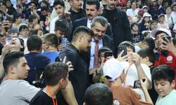 Bakan Tekin: '100 ortaöğretim öğrencisinin 43'ü mesleki eğitime kayıt yaptırdı'
