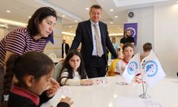 Bilecik'te 60 öğrenci zekâ oyunlarında kıyasıya yarıştı