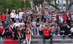 Burhaniye Belediyespor, 25 maçın tamamını kazanarak şampiyon oldu