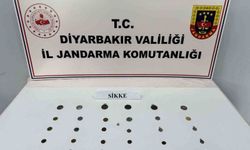 Diyarbakır'da tarihi eser kaçakçılığı operasyonu: 31 adet sikke ve obje ele geçirildi