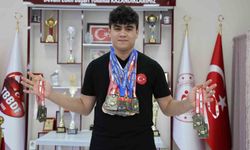 Dünya ve Türkiye dart şampiyonu Bedirhan Nas, 30 madalyaya ulaştı