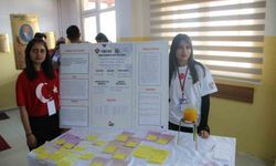 Gençlerin bilimsel projeleri görücüye çıktı