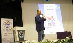 'Havadaki Laz' üniversite öğrencileri ile bir araya geldi