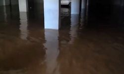Süper hücre fırtınasının vurduğu Gaziantep'te bina otoparkları çamurla doldu