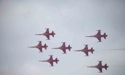 Türk Yıldızları Konya'da nefes kesti