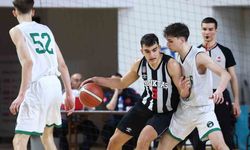 U18 Basketbol Türkiye Şampiyonası'nda yarı finale çıkanlar belli oldu
