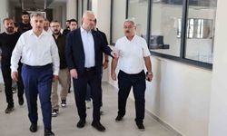 Menemen'de yapımı süren yeni gençlik merkezinde inceleme