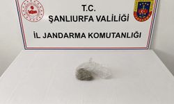 Uygulamada uyuşturucu, silah ve kaçak sigara ele geçirildi