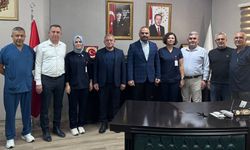 Turhan , Erdemli'de Sağlık Çalışanlarının Taleplerini Dinledi