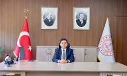 Özdemirci: “Zirvenin adı Türkiye ” , “ Eğitimde Yönümüz İleri ! ”